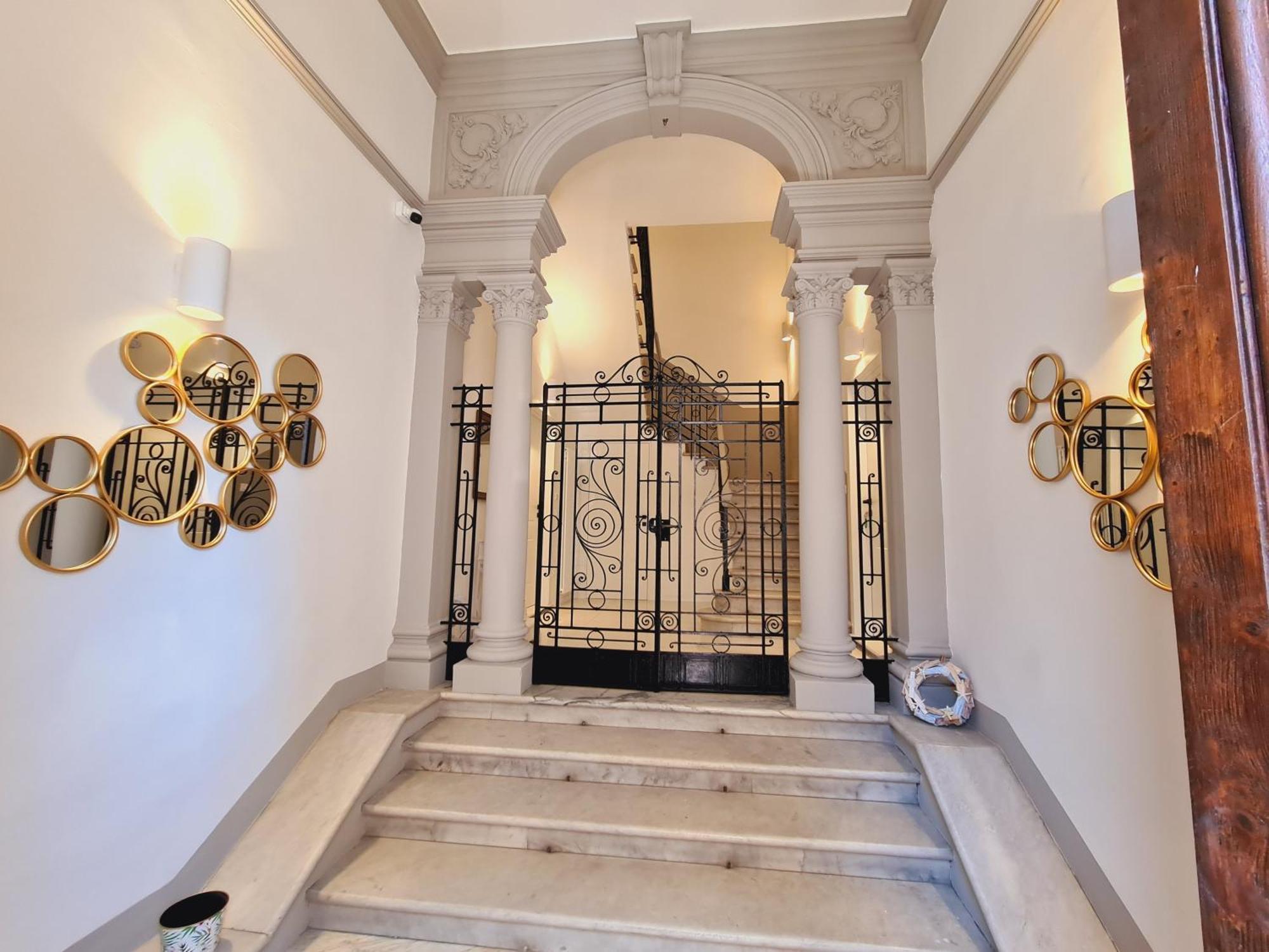 Allegra Viareggio Appartamento & Affittacamere Guest House Εξωτερικό φωτογραφία